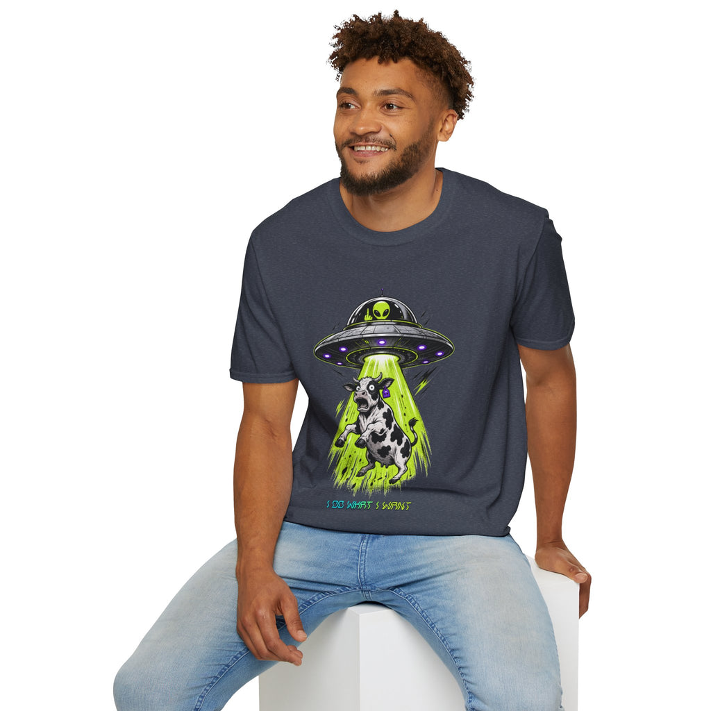 "I do what I want" T-Shirt — Alien UFO Abduction Cow Graphic Tee