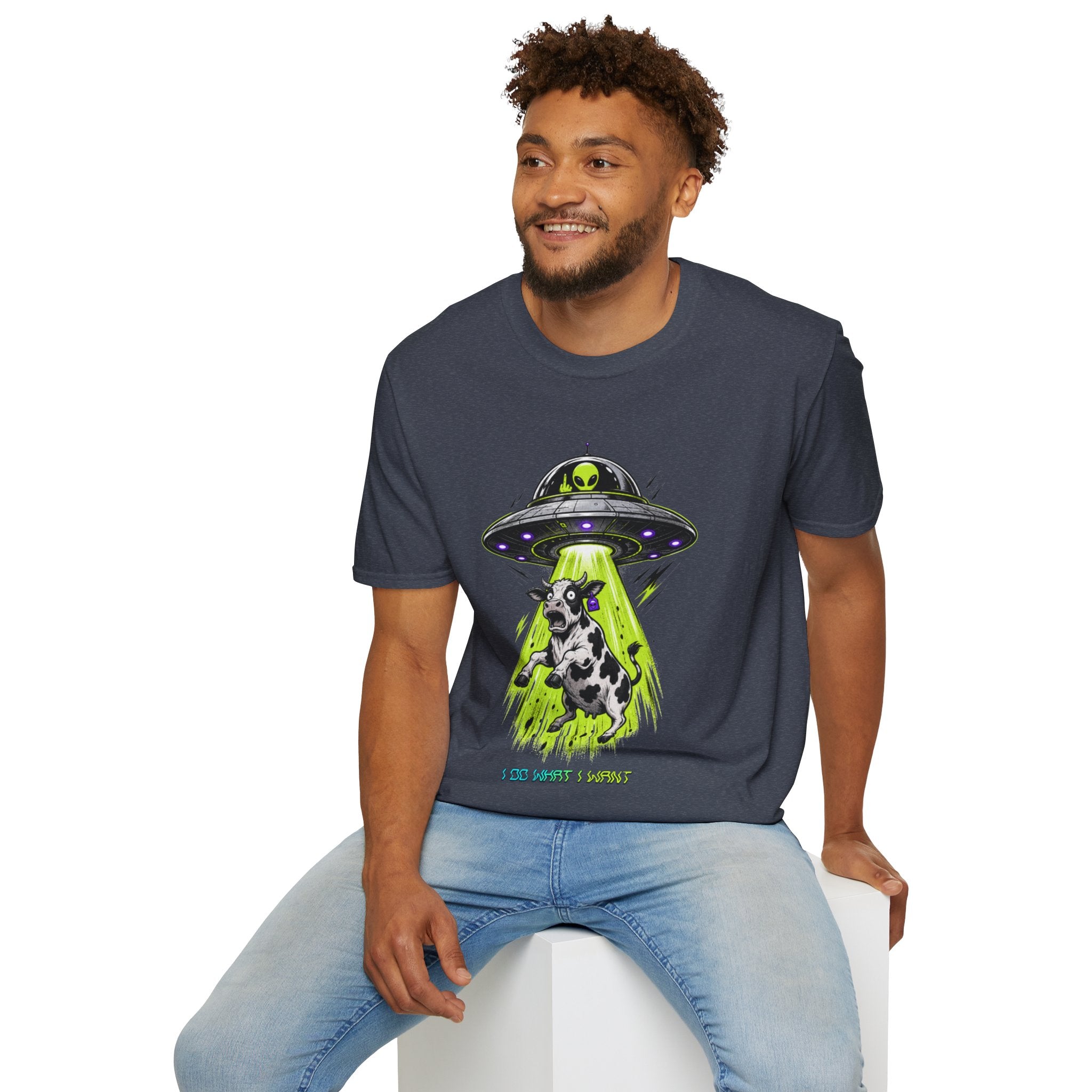 "I do what I want" T-Shirt — Alien UFO Abduction Cow Graphic Tee