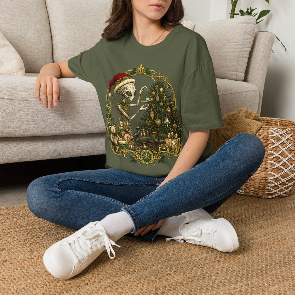 Victorian Christmas Alien Santa Tree T‑Shirt — Funny Retro Extraterrestrial Christmas Tee