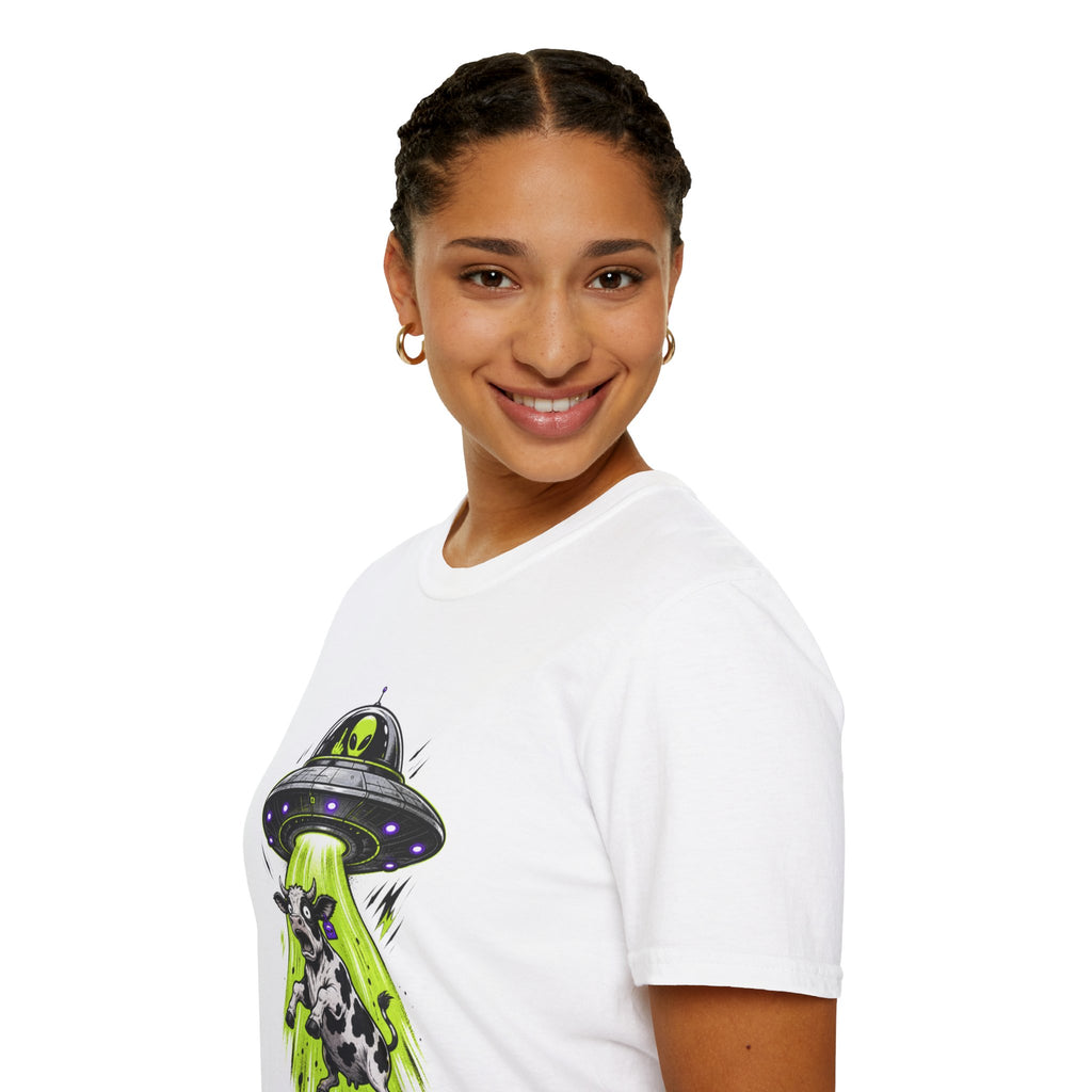 "I do what I want" T-Shirt — Alien UFO Abduction Cow Graphic Tee