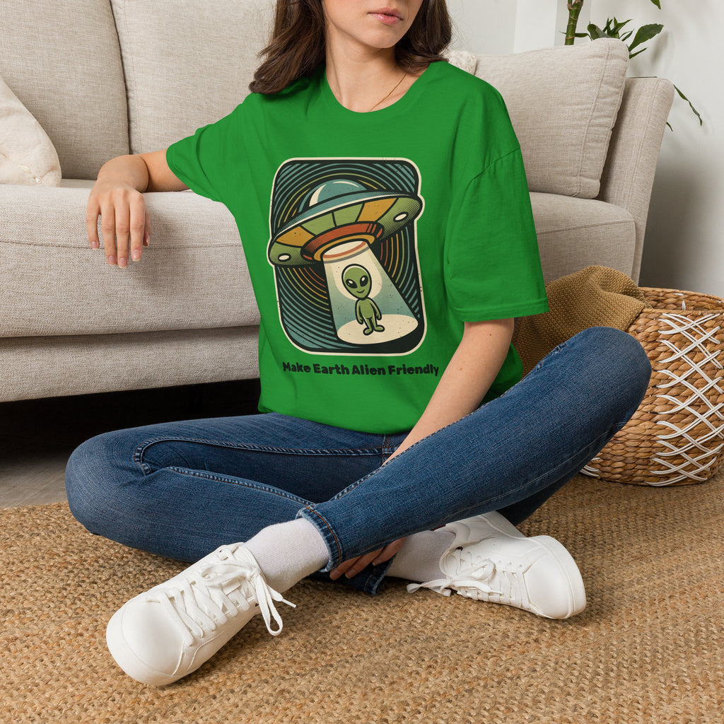 Alien Abduction T-Shirt — 'Help Me' Retro UFO Graphic Tee