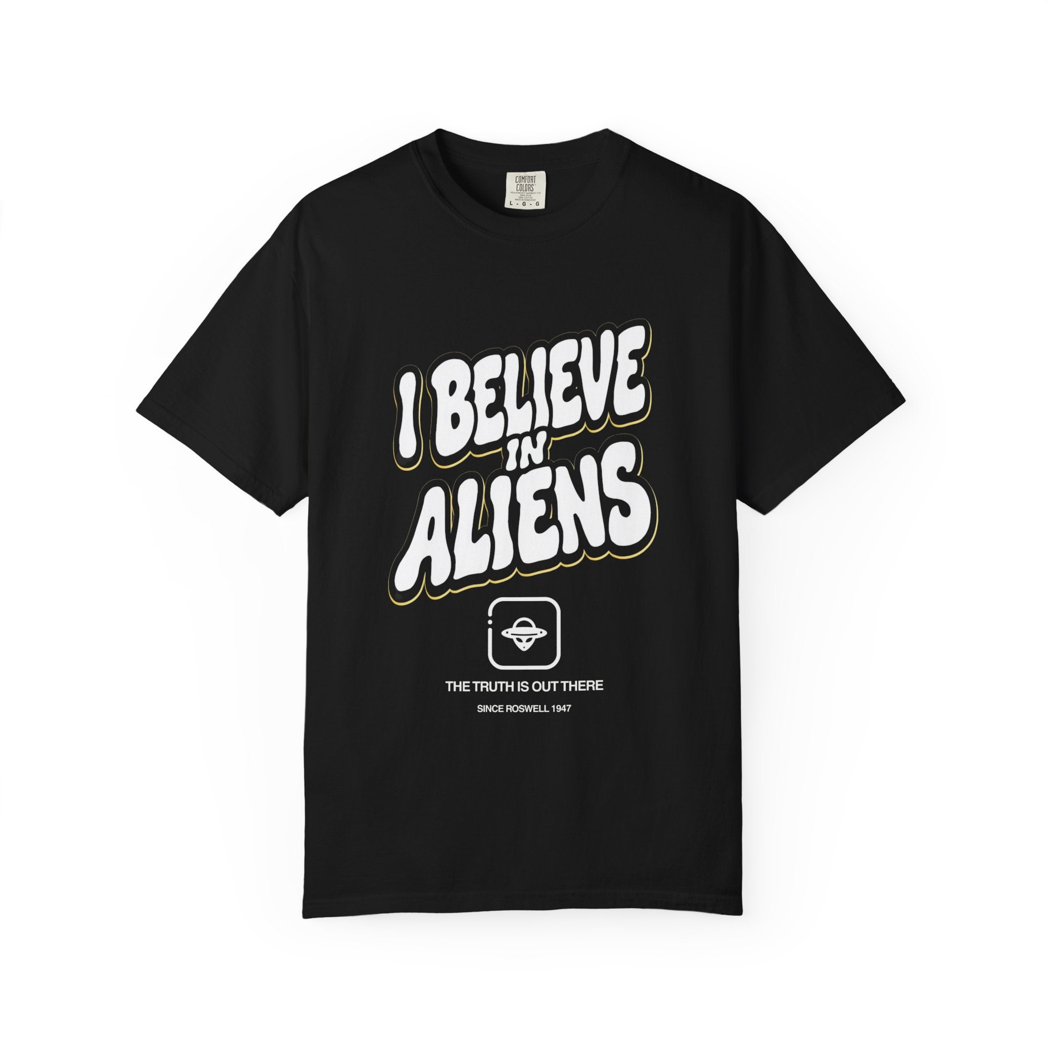 I Believe in Aliens T-Shirt — Retro UFO Graphic Tee