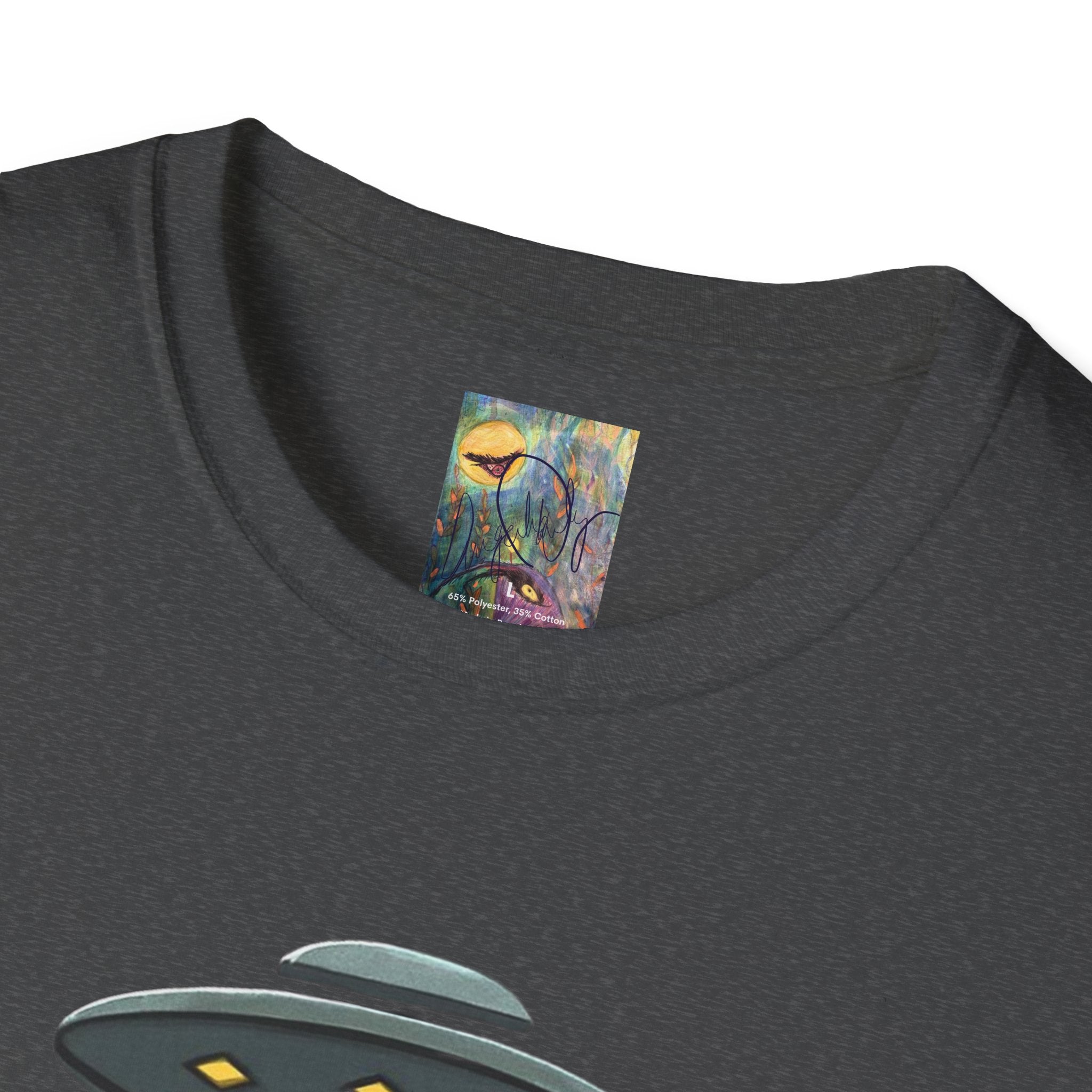 Alien UFO T-Shirt — Retro Japanese 宇宙人 Graphic Tee