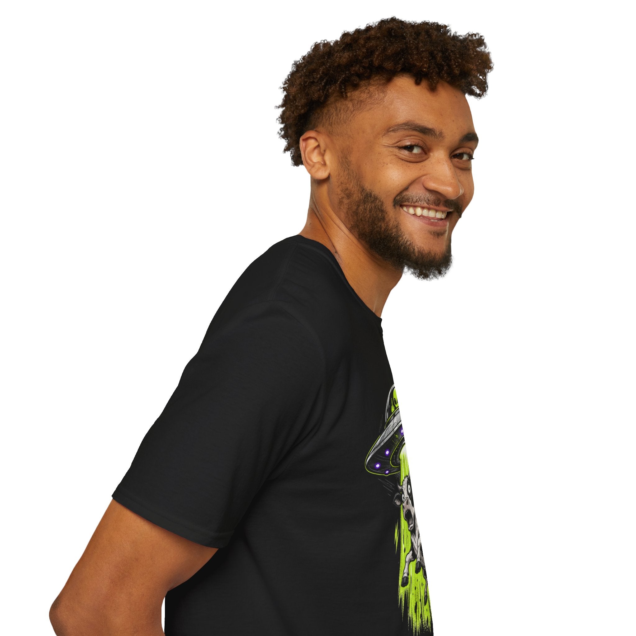 "I do what I want" T-Shirt — Alien UFO Abduction Cow Graphic Tee