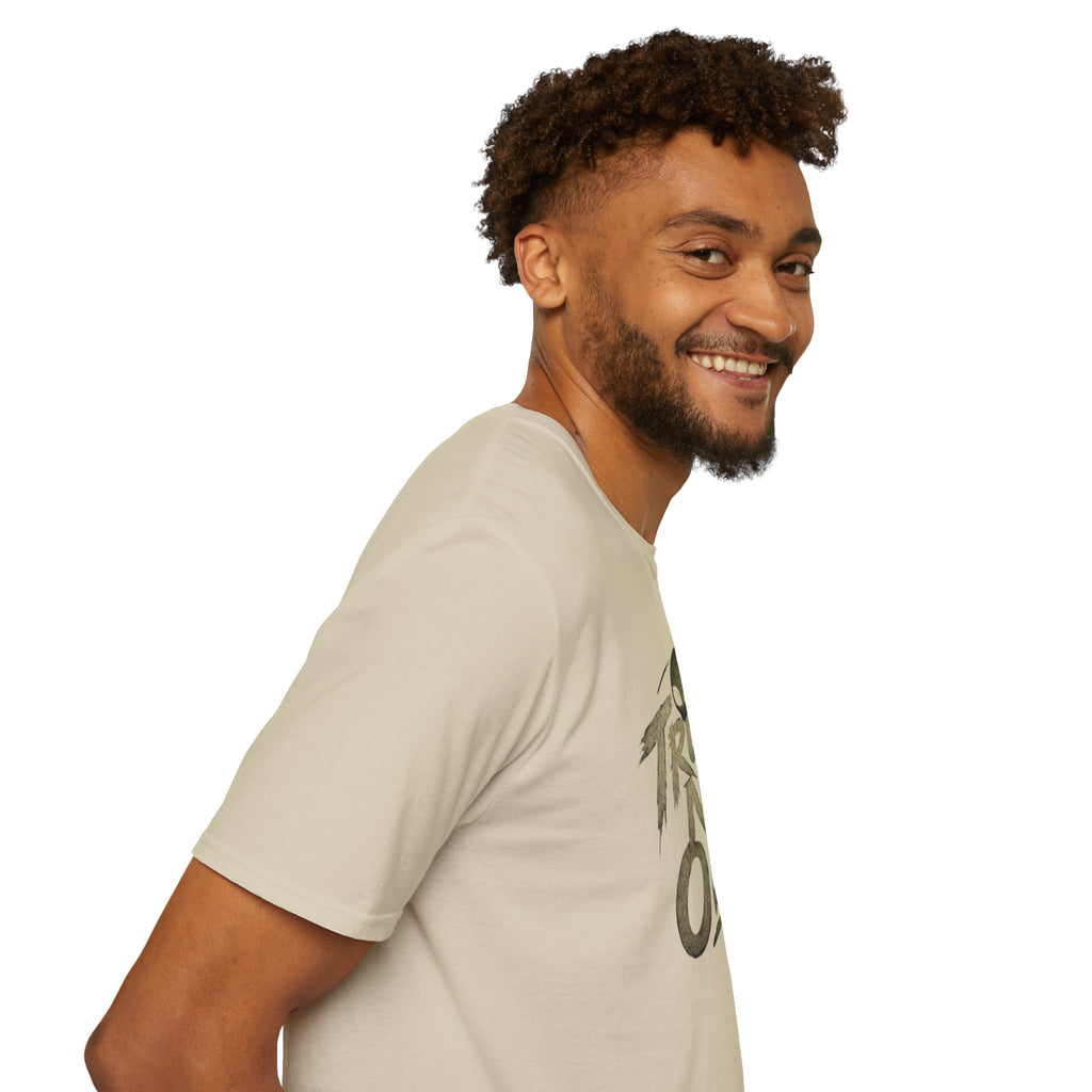 Alien Squad Graphic T-Shirt — "Trust  No One" Retro UFO Crew Tee