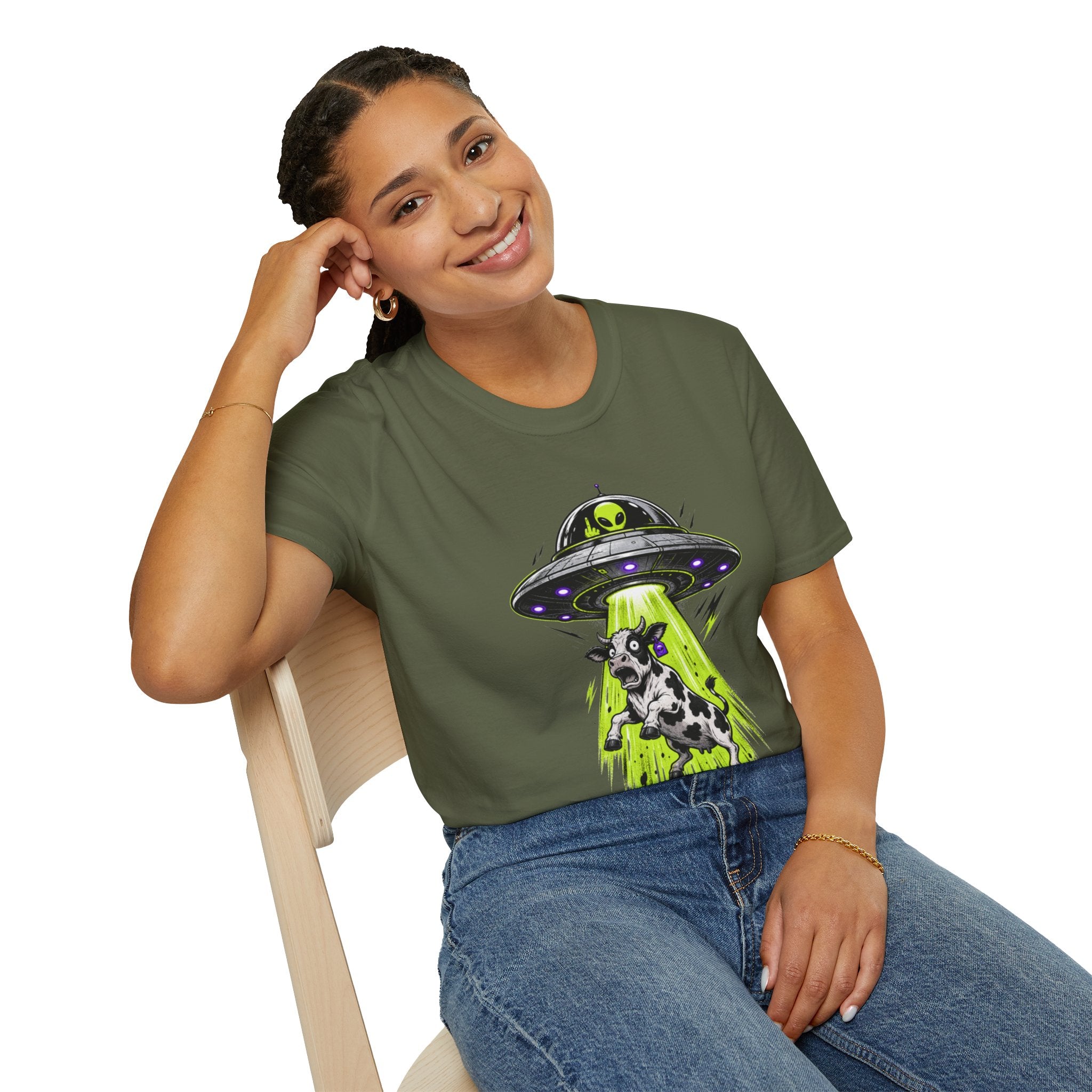 "I do what I want" T-Shirt — Alien UFO Abduction Cow Graphic Tee