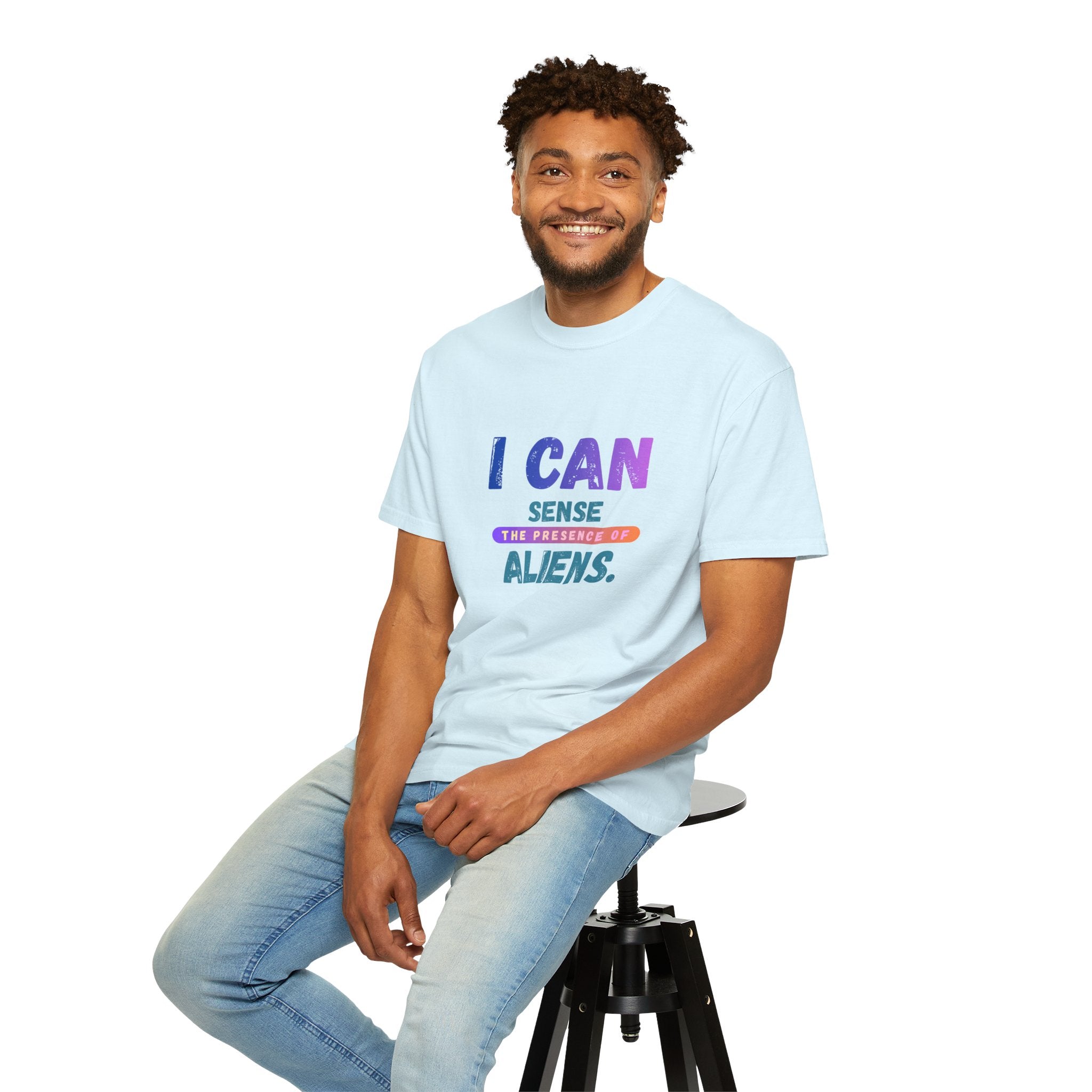I Can Sense The Presence of Aliens T-Shirt — Funny UFO Alien Graphic Tee