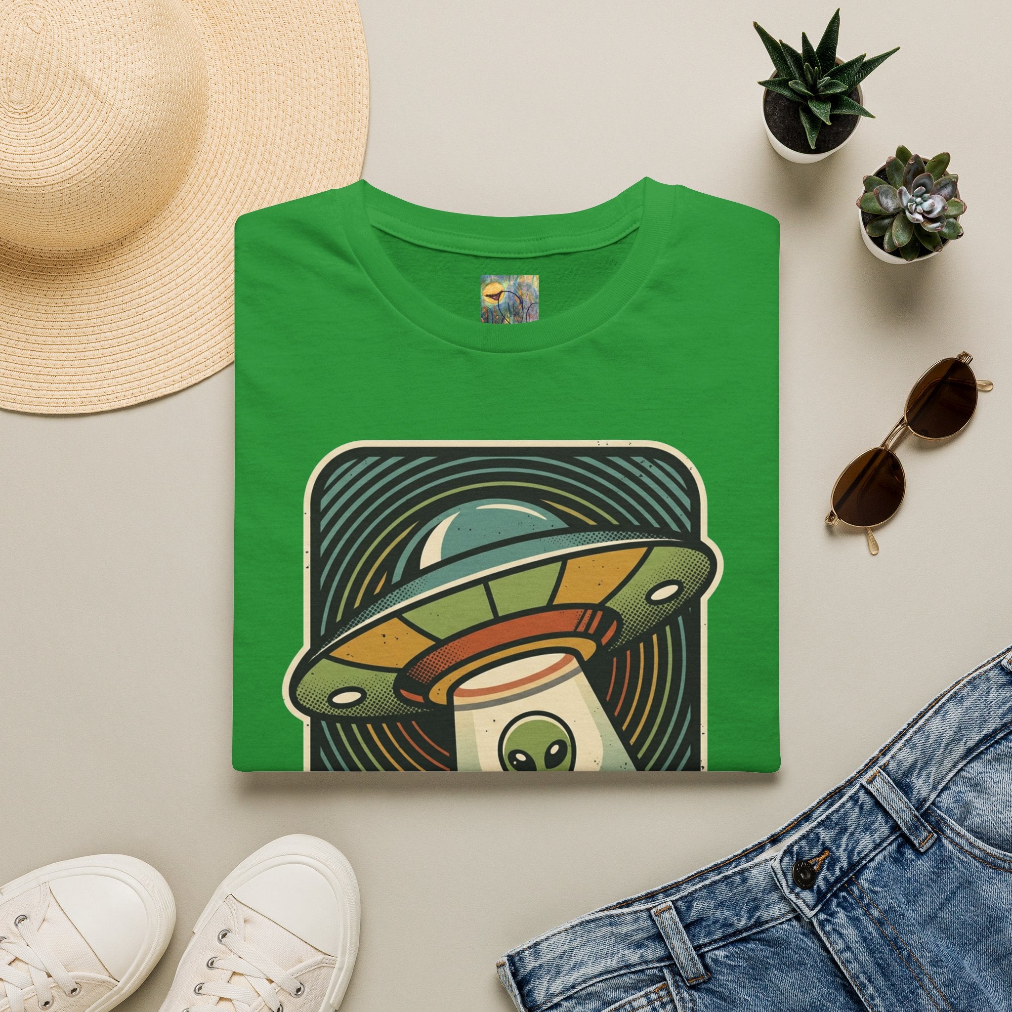 Alien Abduction T-Shirt — 'Help Me' Retro UFO Graphic Tee