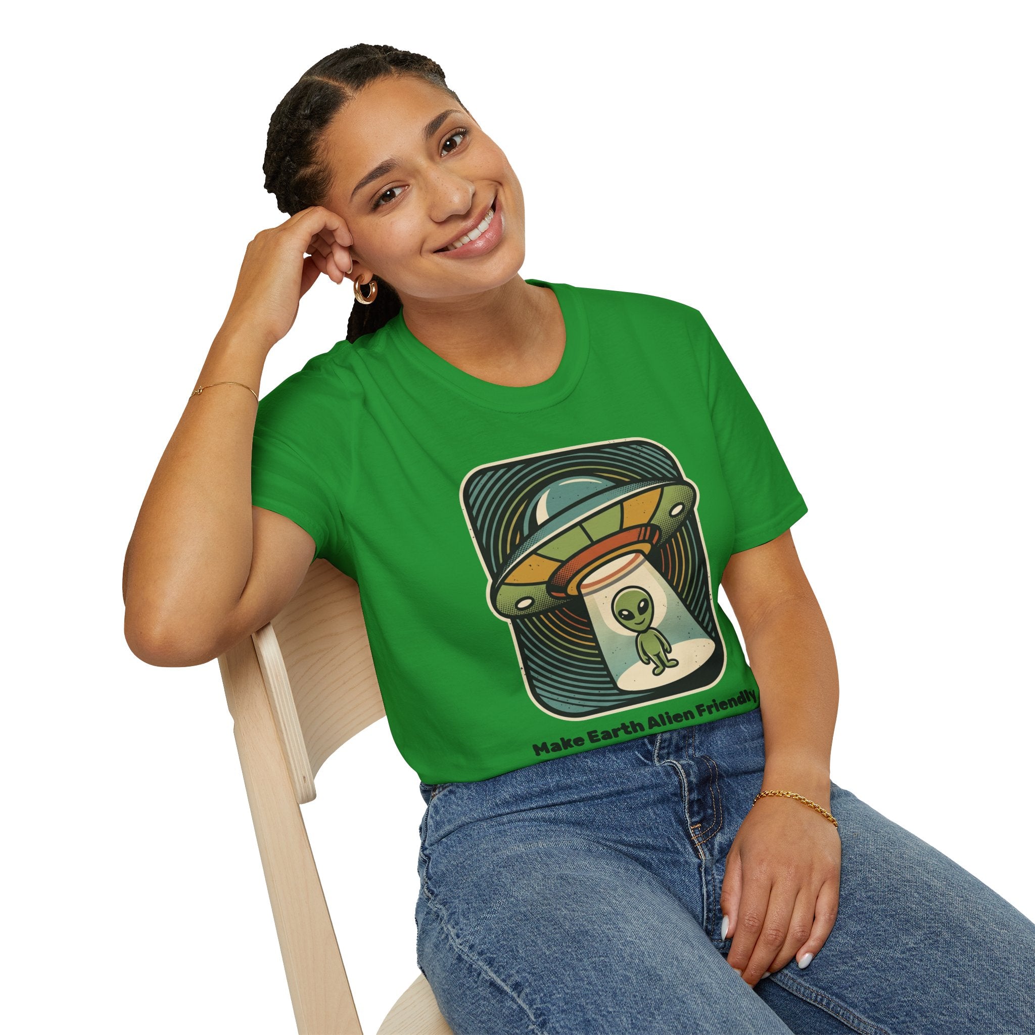 Alien Abduction T-Shirt — 'Help Me' Retro UFO Graphic Tee