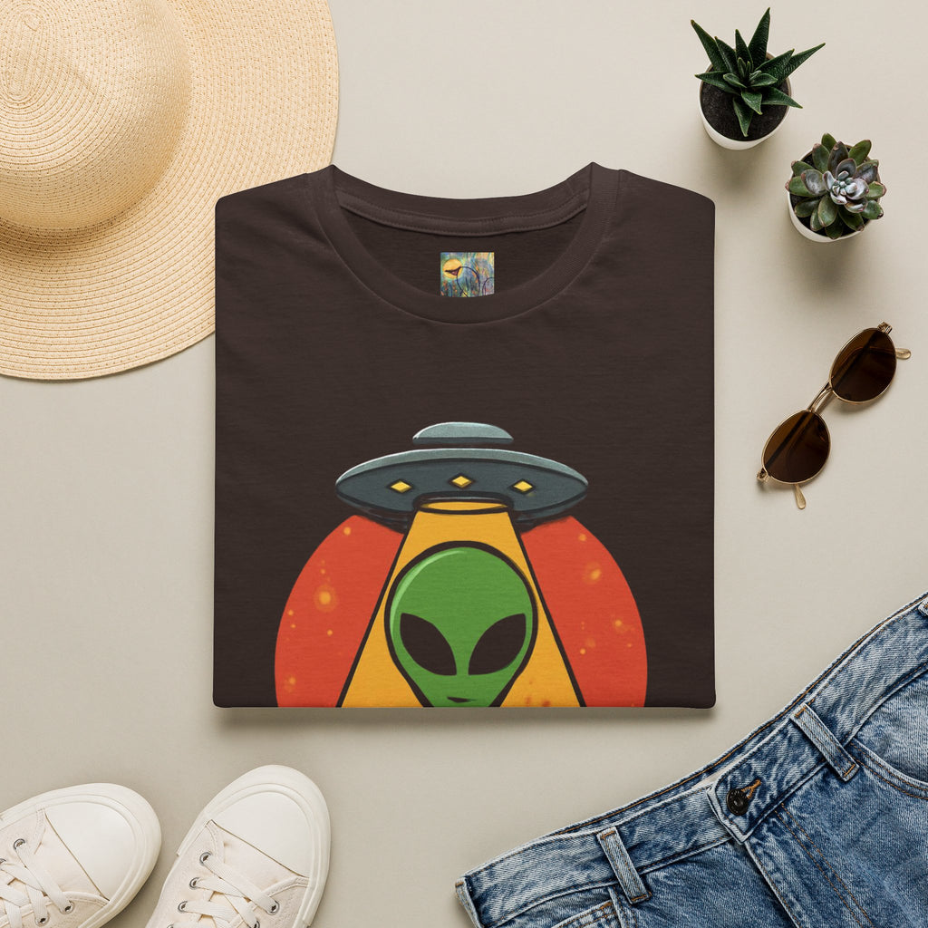 Alien UFO T-Shirt — Retro Japanese 宇宙人 Graphic Tee