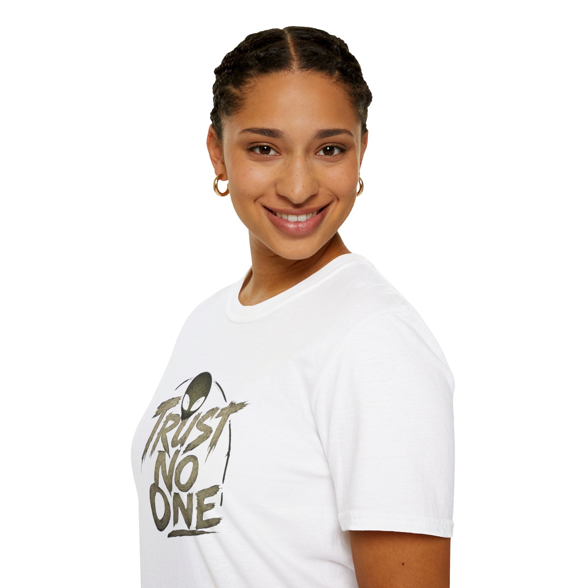Alien Squad Graphic T-Shirt — "Trust  No One" Retro UFO Crew Tee