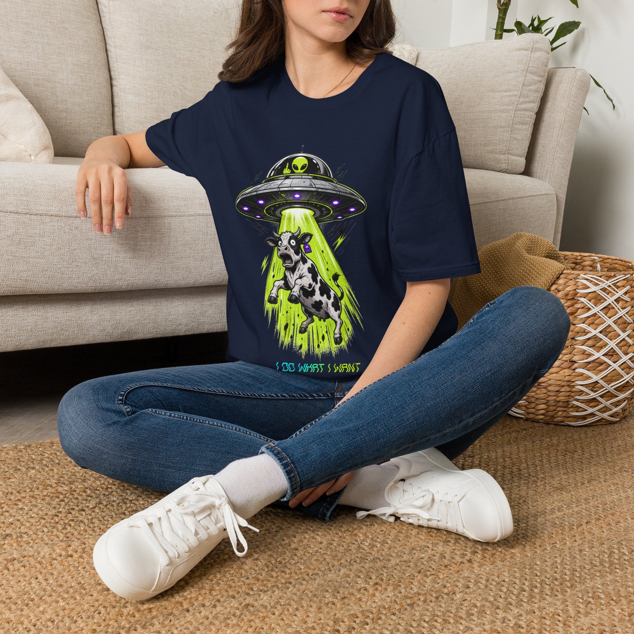 "I do what I want" T-Shirt — Alien UFO Abduction Cow Graphic Tee