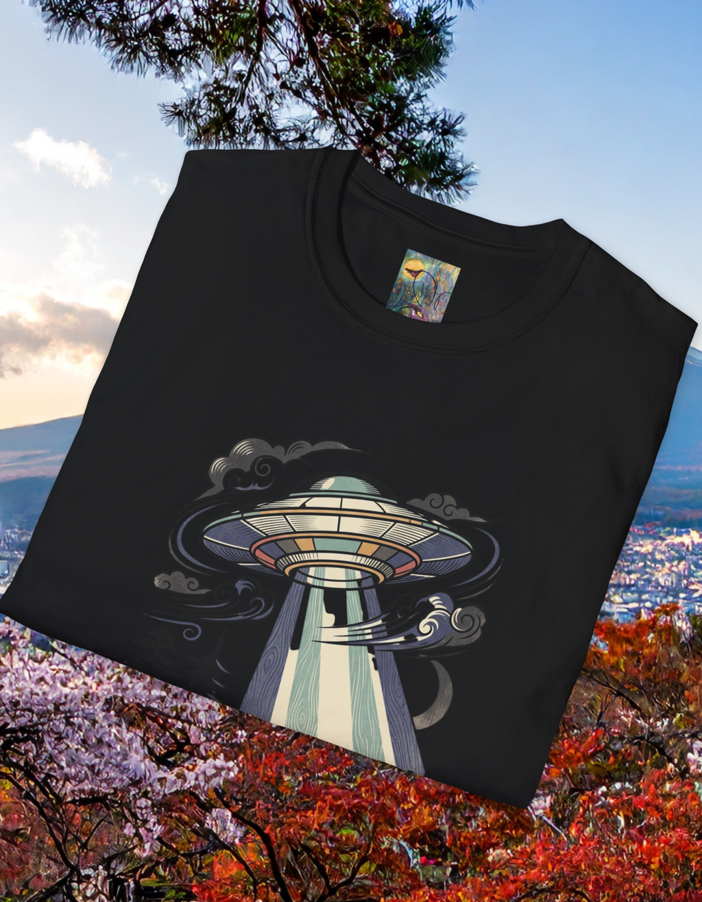 Japanese Woodcut-style UFO Insvasion Unisex Softstyle T-Shirt