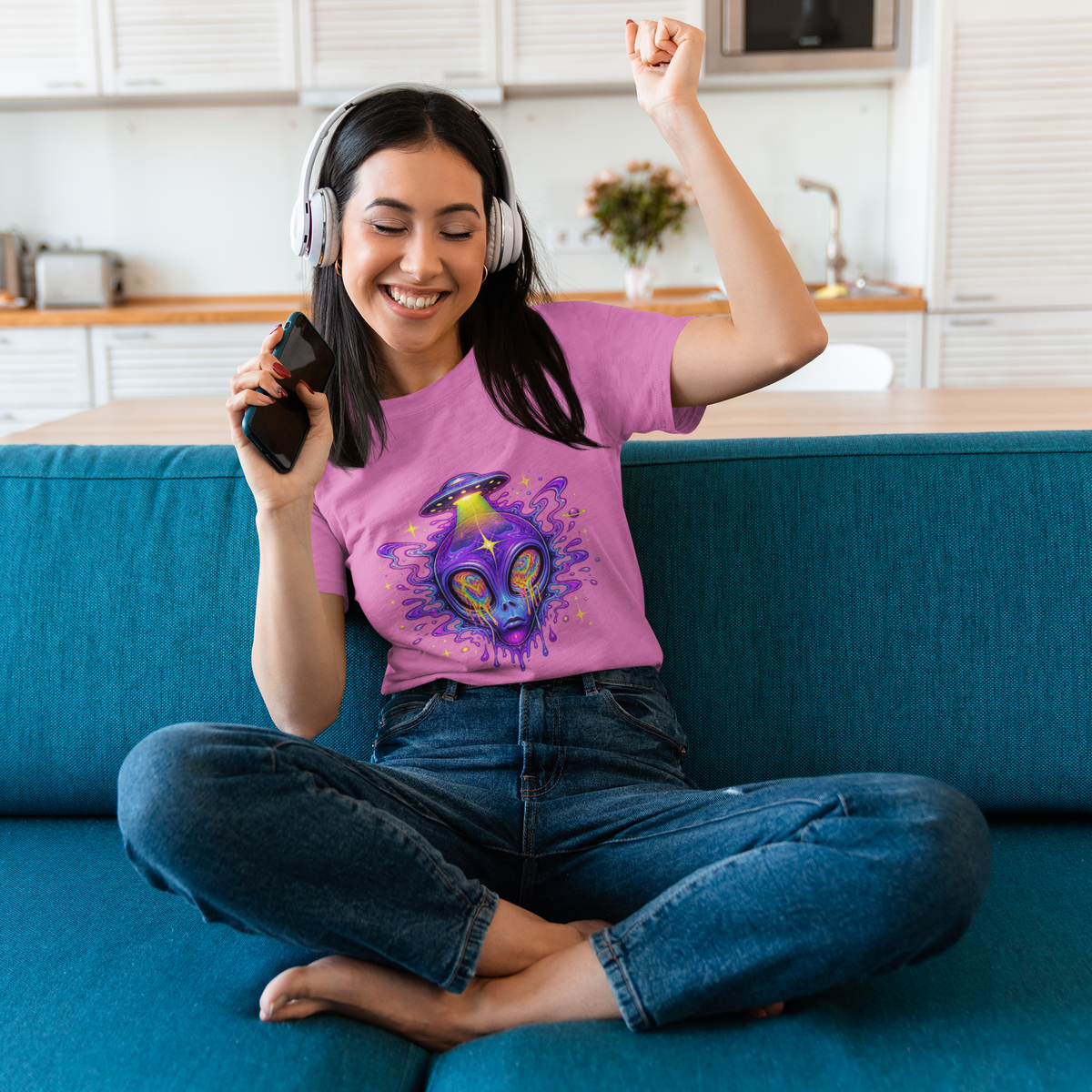 Alien UFO T-Shirt — Psychedelic Extraterrestrial Graphic Tee