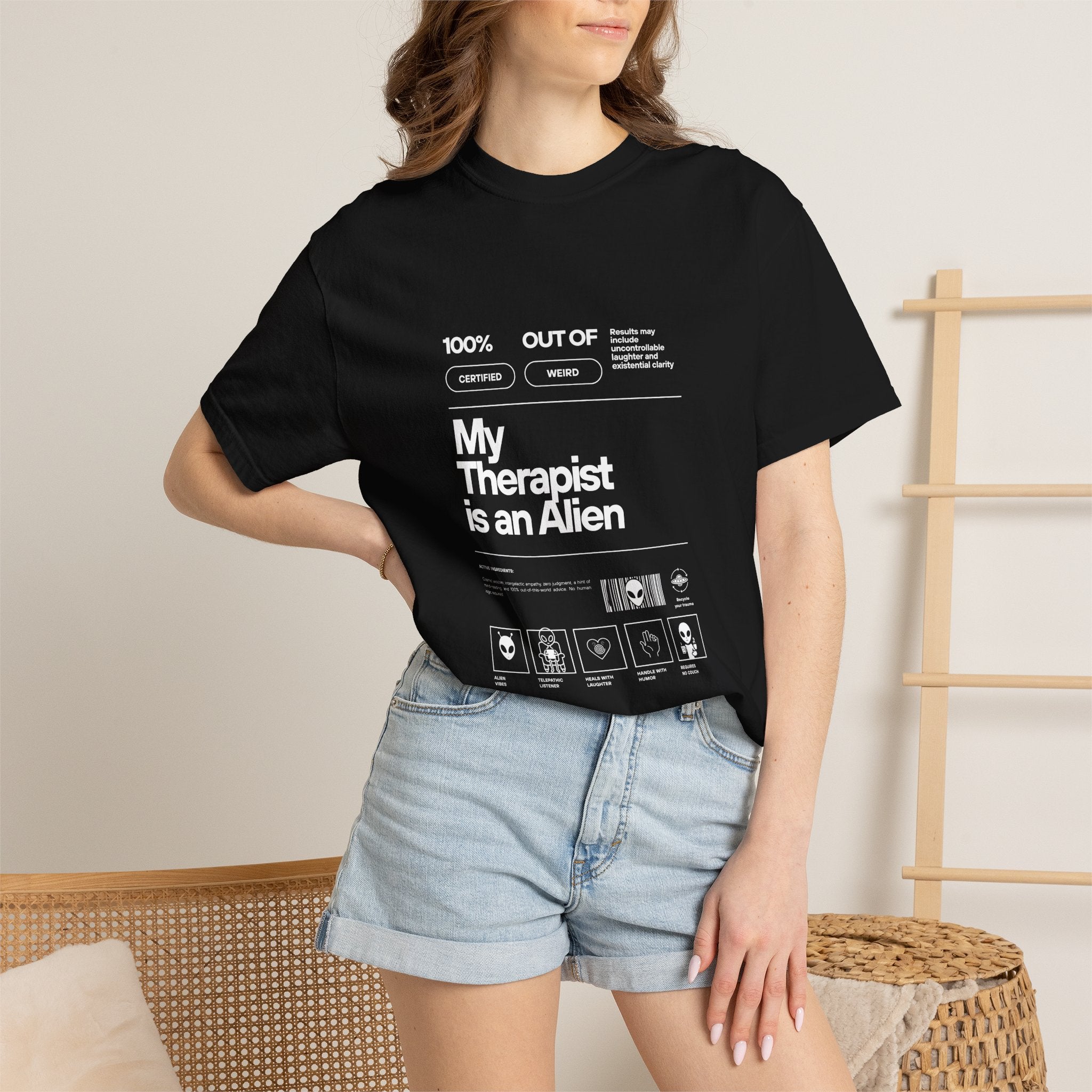 My Therapist Is an Alien Graphic T-Shirt – Funny Alien Therapy Tee