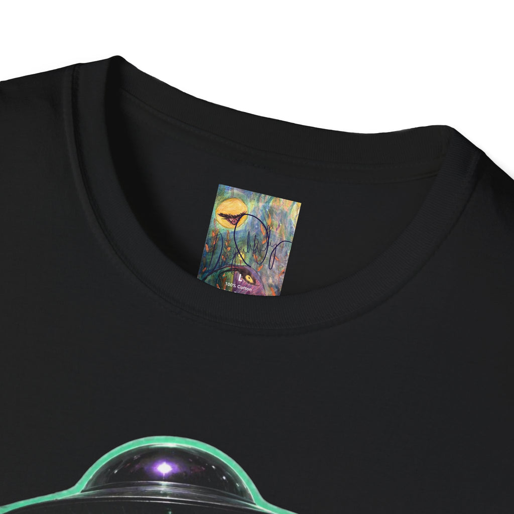 Alien Abduction Weirdcore T-Shirt — Neon UFO Beaming Up Silhouettes