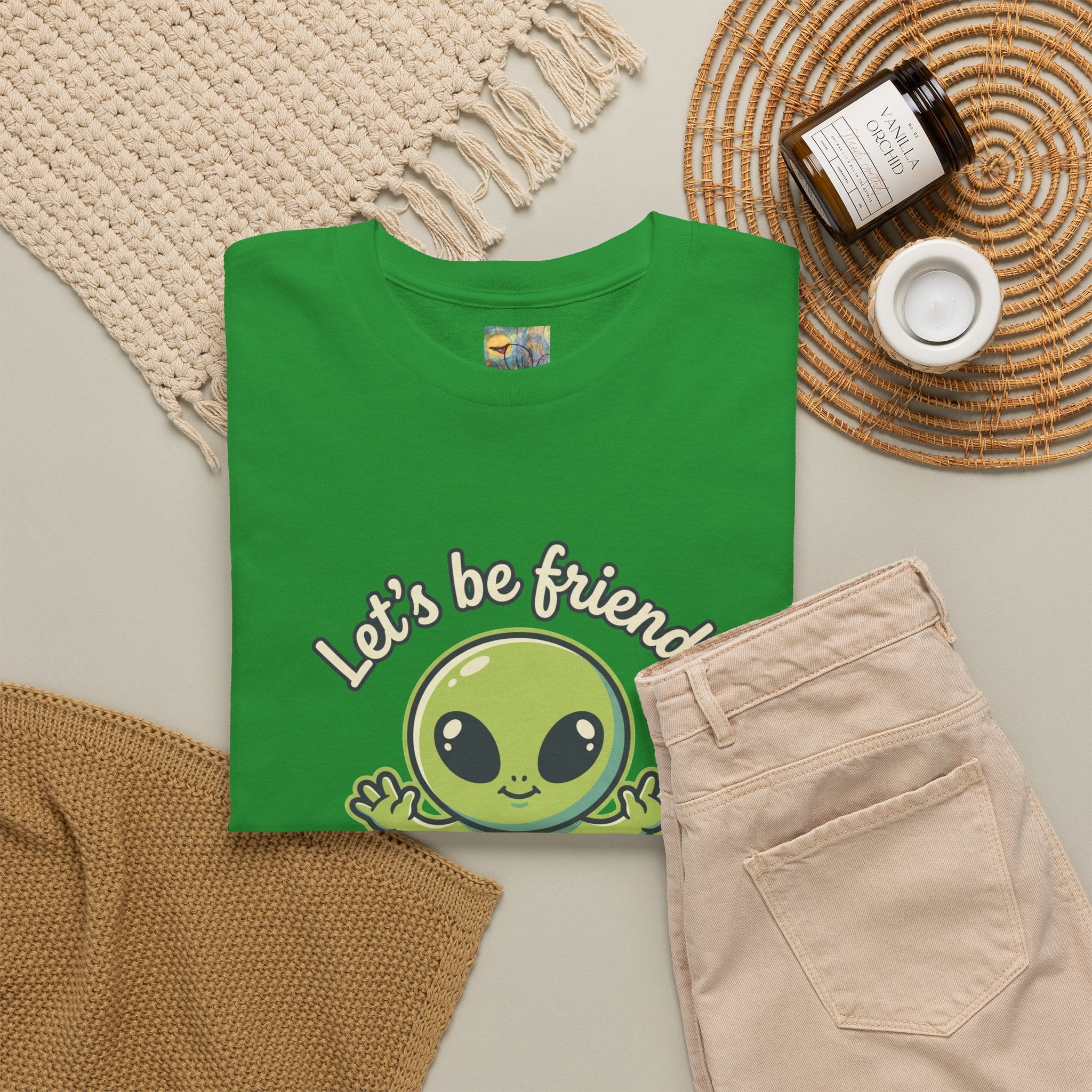 Let's Be Friends Alien T-Shirt — Cute Green Alien Graphic Tee