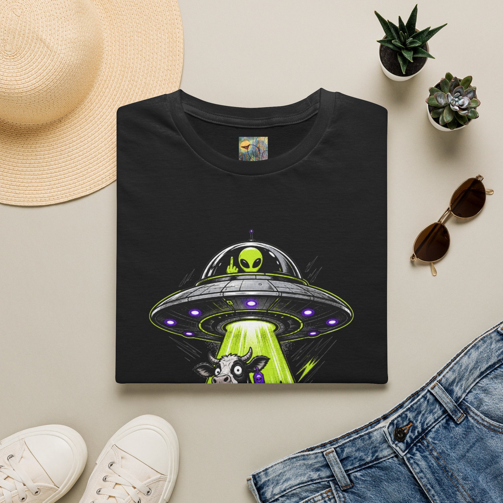 "I do what I want" T-Shirt — Alien UFO Abduction Cow Graphic Tee
