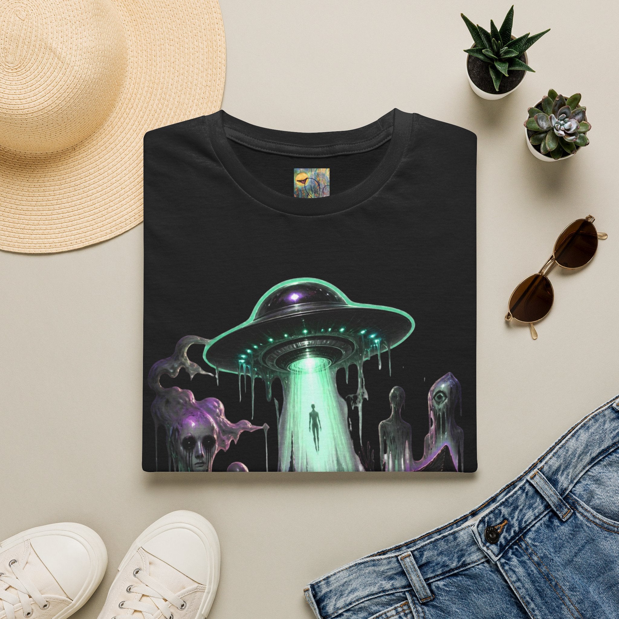 Alien Abduction Weirdcore T-Shirt — Neon UFO Beaming Up Silhouettes