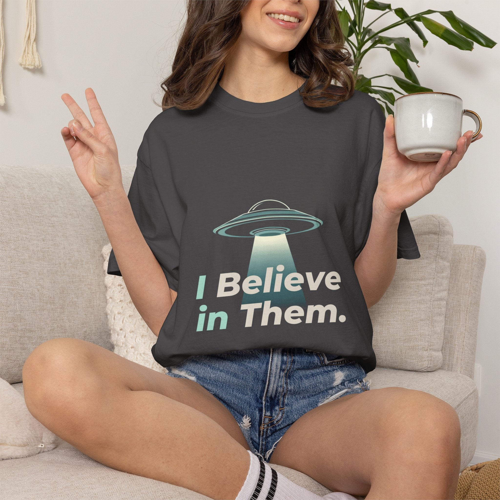 I Believe in Them UFO T-Shirt
