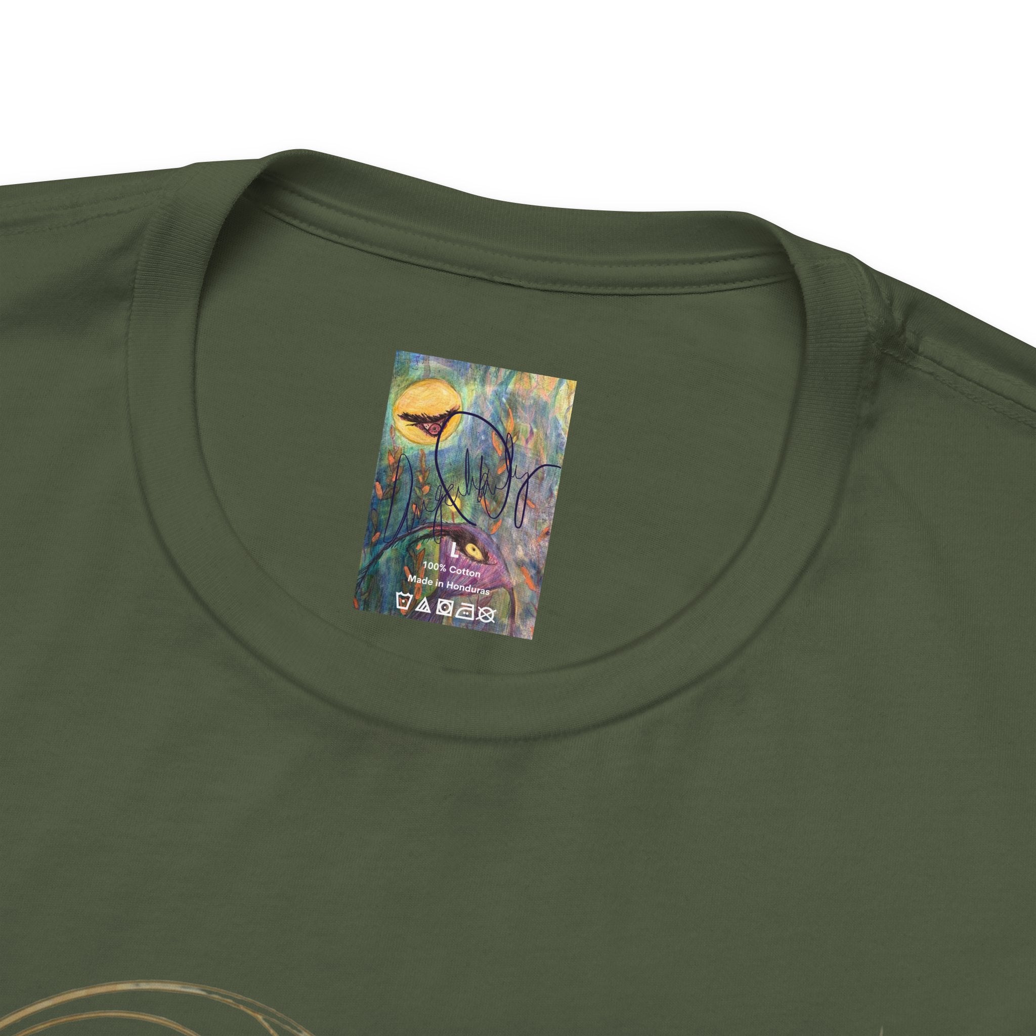 Alien Art Noveau Embrace T-Shirt — Mystical Green Alien Graphic Tee for Sci‑Fi Fans