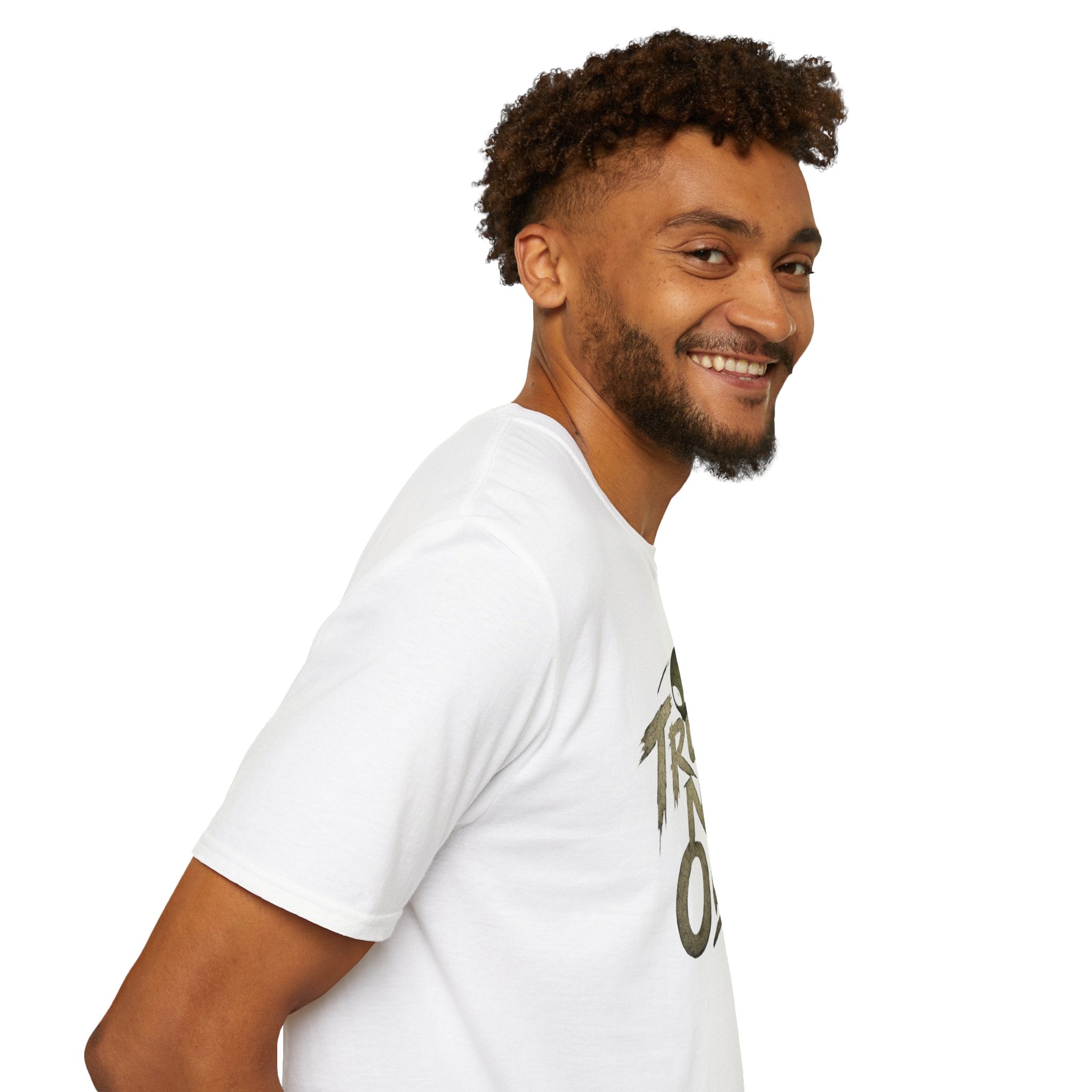 Alien Squad Graphic T-Shirt — "Trust  No One" Retro UFO Crew Tee