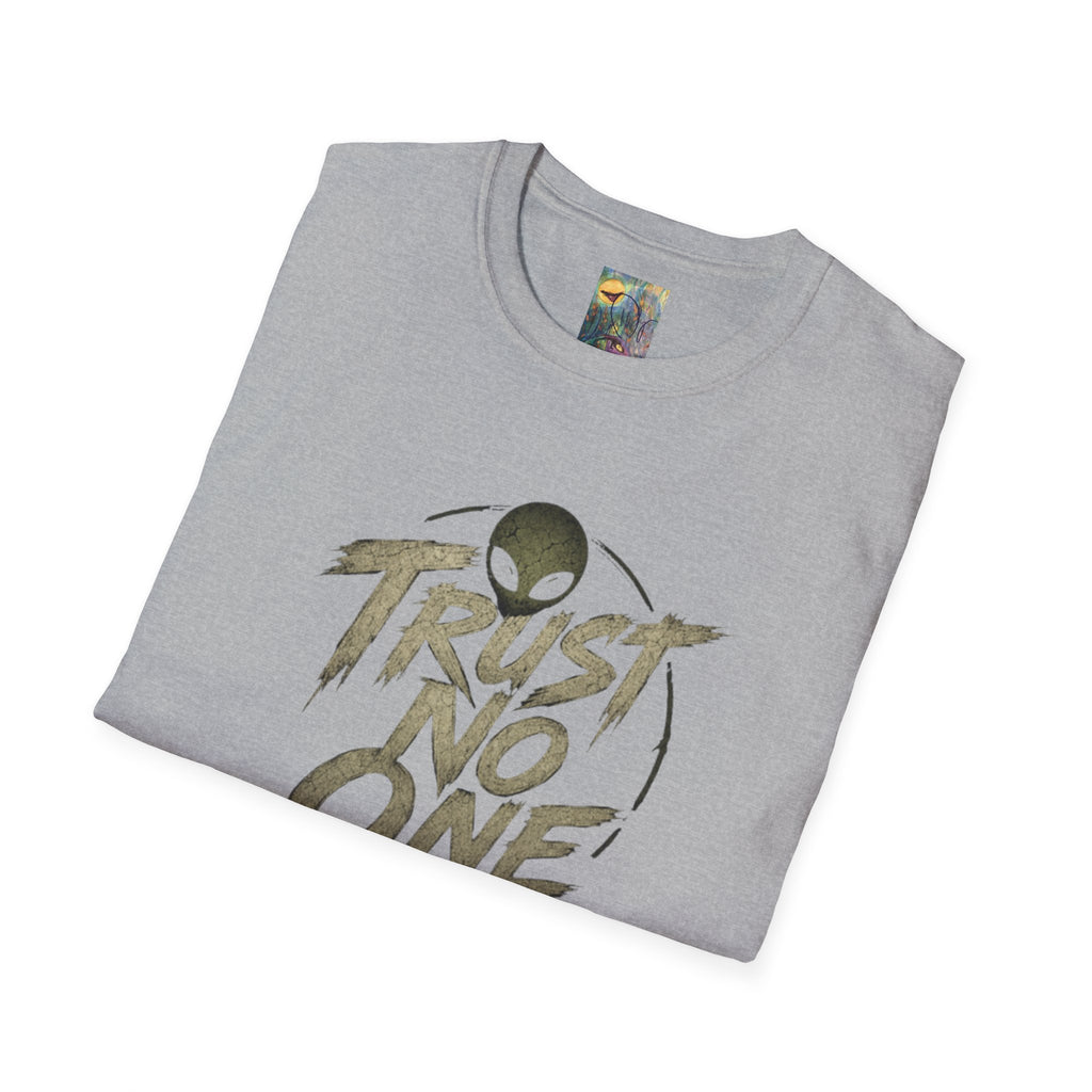 Alien Squad Graphic T-Shirt — "Trust  No One" Retro UFO Crew Tee