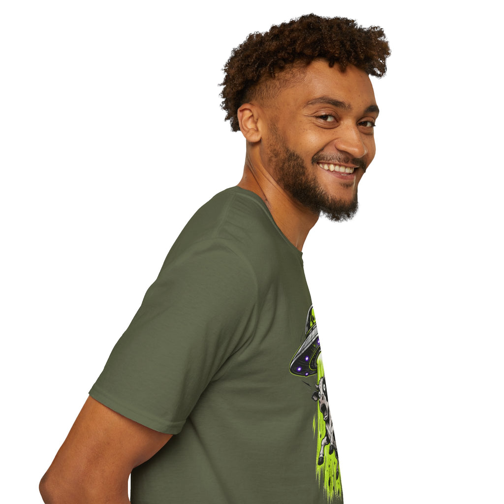 "I do what I want" T-Shirt — Alien UFO Abduction Cow Graphic Tee