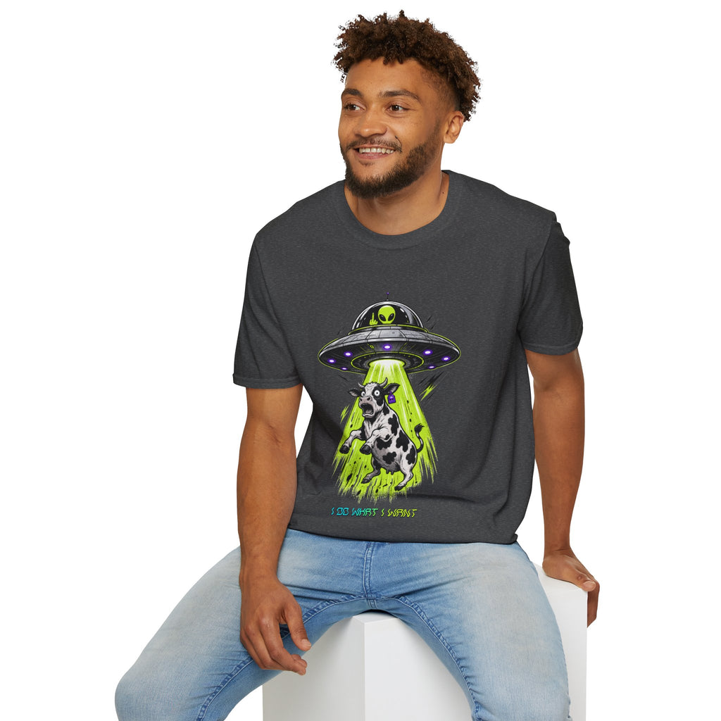 "I do what I want" T-Shirt — Alien UFO Abduction Cow Graphic Tee