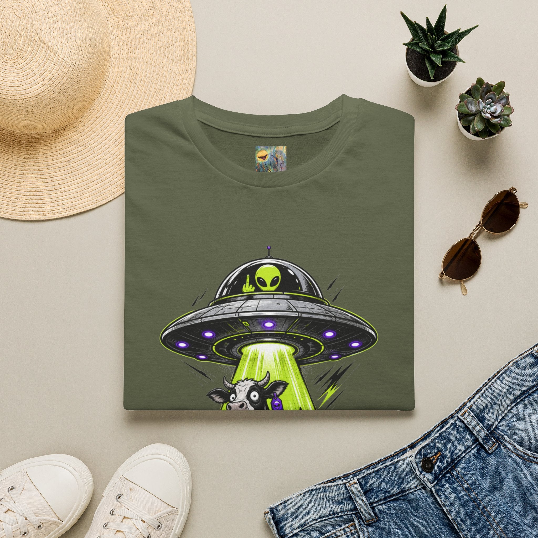 "I do what I want" T-Shirt — Alien UFO Abduction Cow Graphic Tee