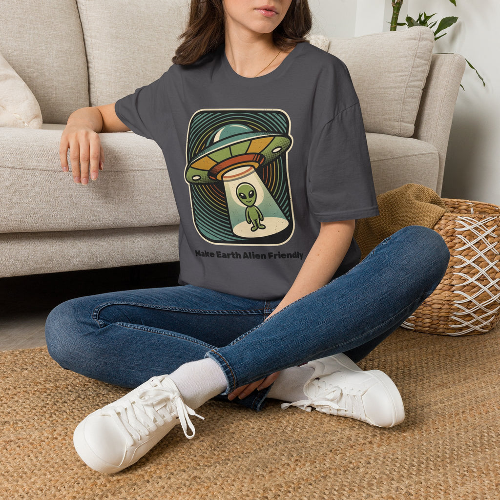 Alien Abduction T-Shirt — 'Help Me' Retro UFO Graphic Tee